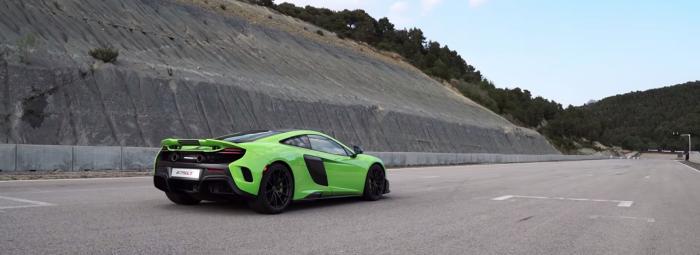 McLaren 675LT in Green